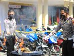 Polres Lobar tenggelamkan motor bodong