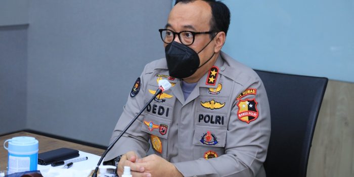 Cegah Kelangkaan, Polri Ungkap 6 Polda Usut Kasus Dugaan Penyalahgunaan BBM Cegah Kelangkaan, Polri Ungkap 6 Polda Usut Kasus Dugaan Penyalahgunaan BBM
