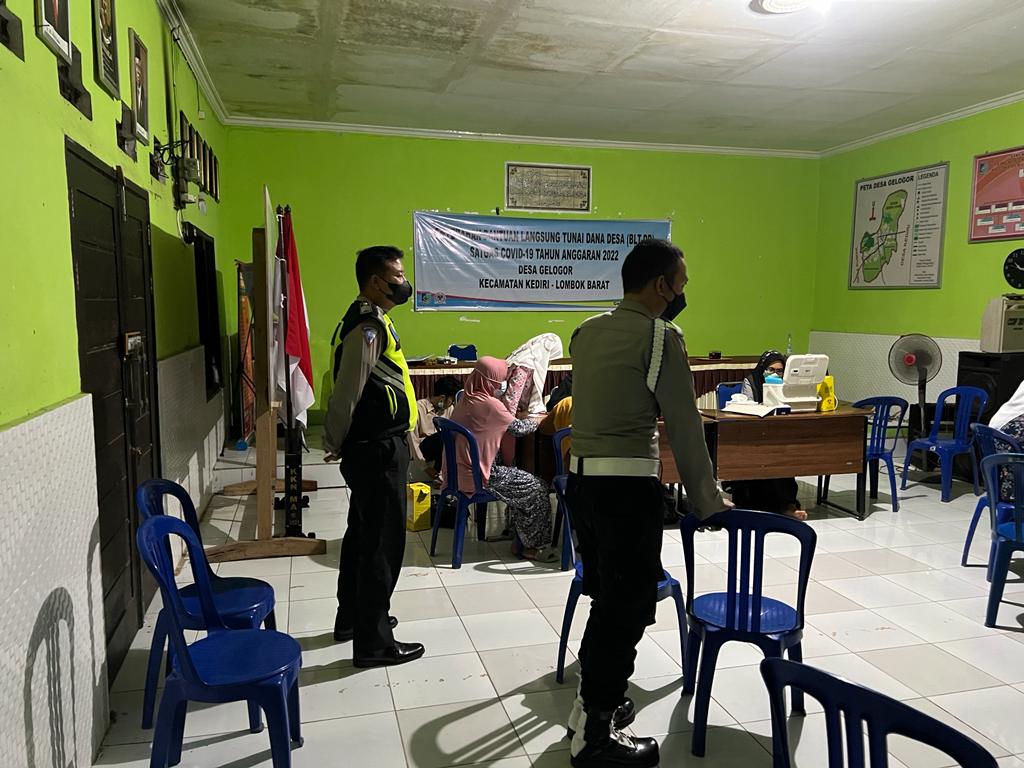 Pantau Kegiatan Vaksinasi