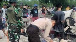 Peserta Latsitardanus Kompi B Satlat Kijang 4 Bergotong Royong di Lembar