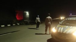 Polsek Labuapi Ingatkan Pemotor Tidak melalui jalur cepat di Jalan By Pass