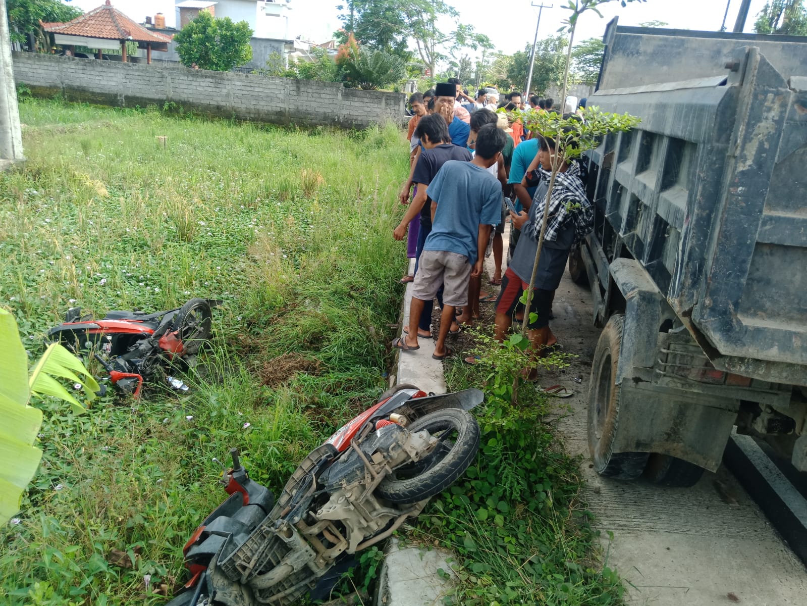 Kecelakaan Lalulintas Korban Meninggal Dunia di Pujut, Libatkan Dump Truk dan Tiga Sepeda Motor