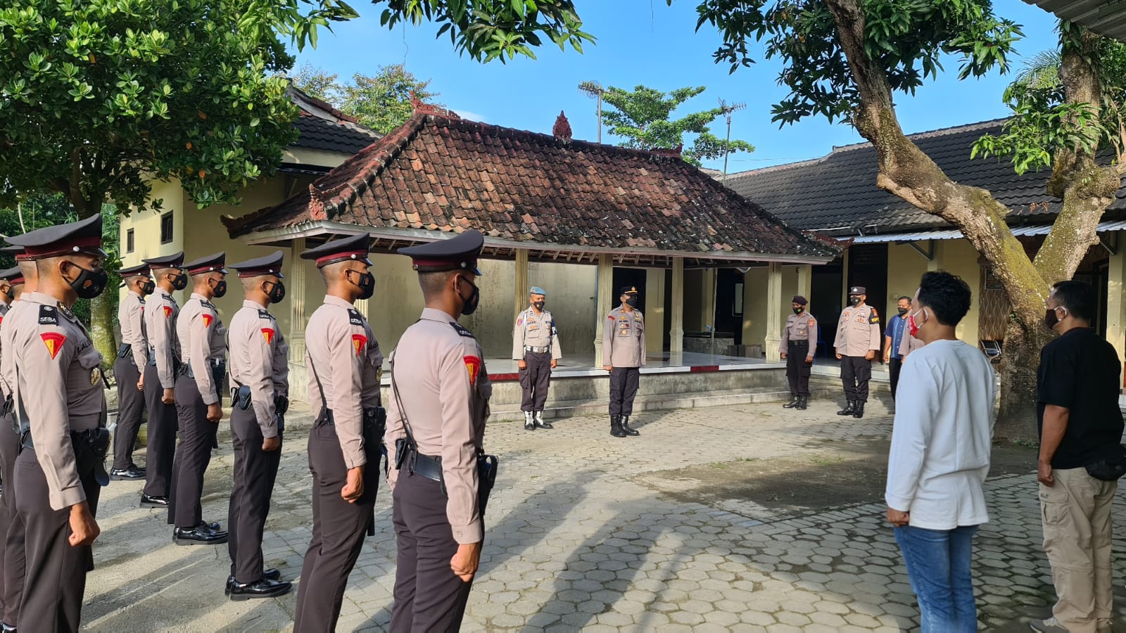 Polsek Gerung Terima 15 Siswa SPN Belanting Polda NTB, Laksanakan Latja di Polsek Gerung