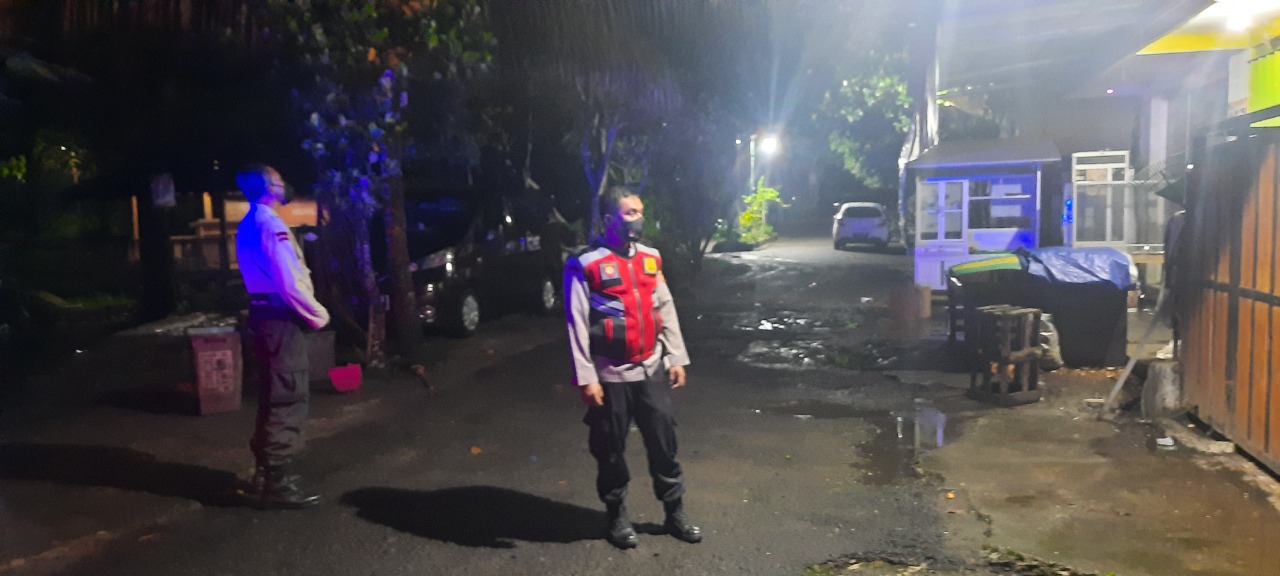 Rangkaian kegiatan patroli Blue Light polsek Labuapi, Sambangi Perbatasan dan Perumahan