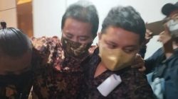 Roy Suryo menjalani pemeriksaan di Polda Metro Jaya, Terkait Unggahan Meme Stupa Candi Borobudur