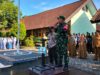 Babinsa Pagutan Timur Di Undang Sebagai Pembina Upacara di SMKN 7 Mataram