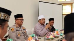 Jumat Besemeton di Lombok Barat, AKBP Wirasto Adi Nugroho Diaplikasikan Hingga Tingkat Kapolsek