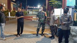 Sinergitas TNI-Polri di Labuapi Lakukan Patroli Bersama