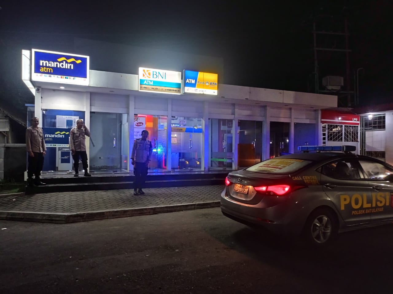 Polsek Batulayar Sambangi Gerai ATM, Cegah Pembobolan