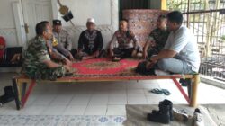 Sambangi Tokoh di Lingkungan Perigi Gerung, dalam Jumat Curhat dari Kapolsek Gerung